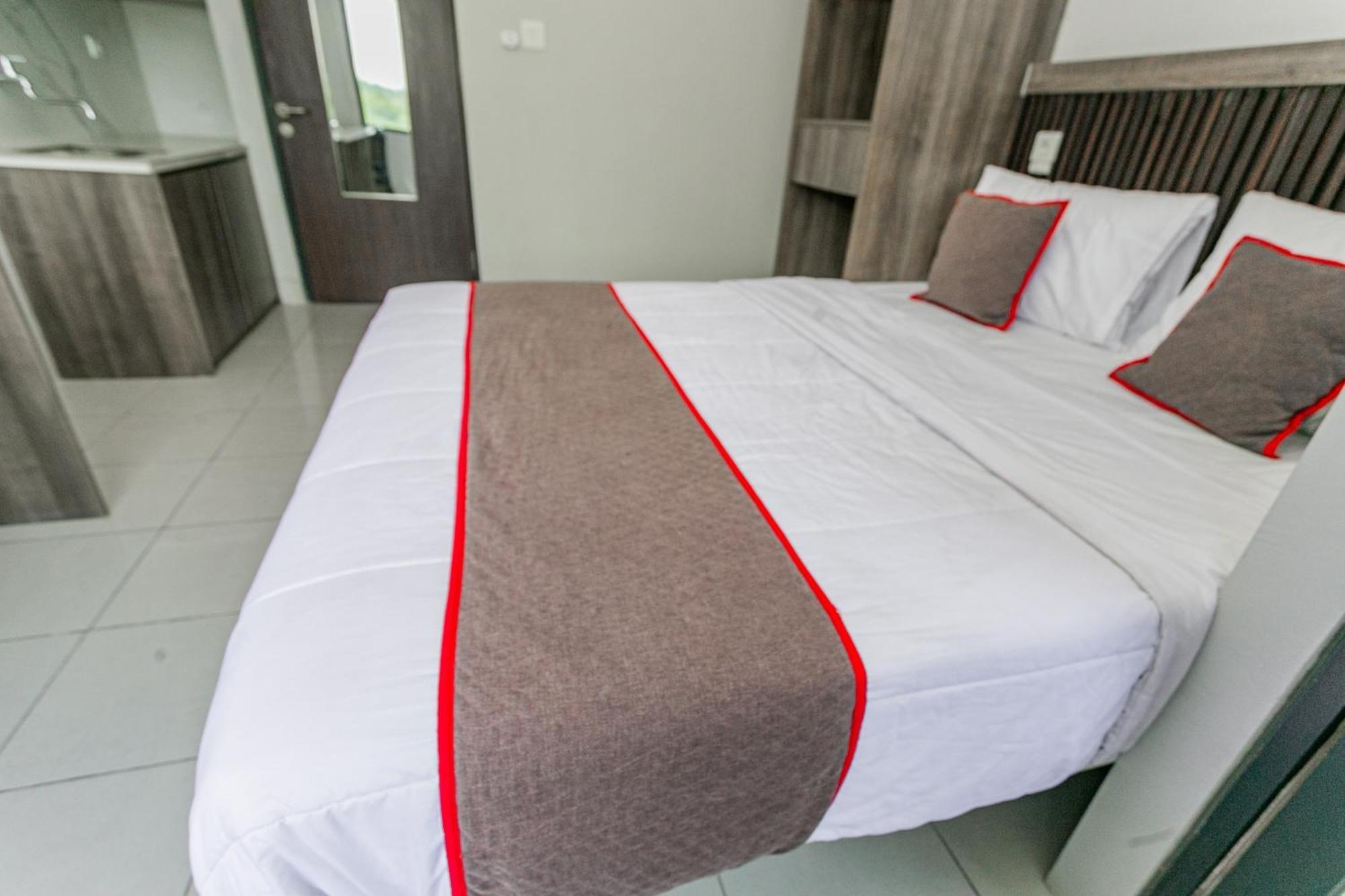 Hotel O Apartment Riverdale Cikarang Near Sgc Mall Bekasi Eksteriør bilde