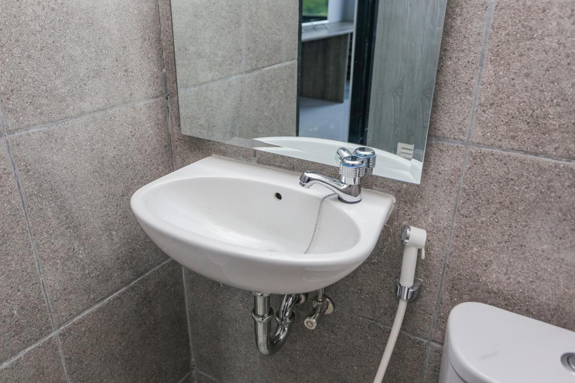 Hotel O Apartment Riverdale Cikarang Near Sgc Mall Bekasi Eksteriør bilde