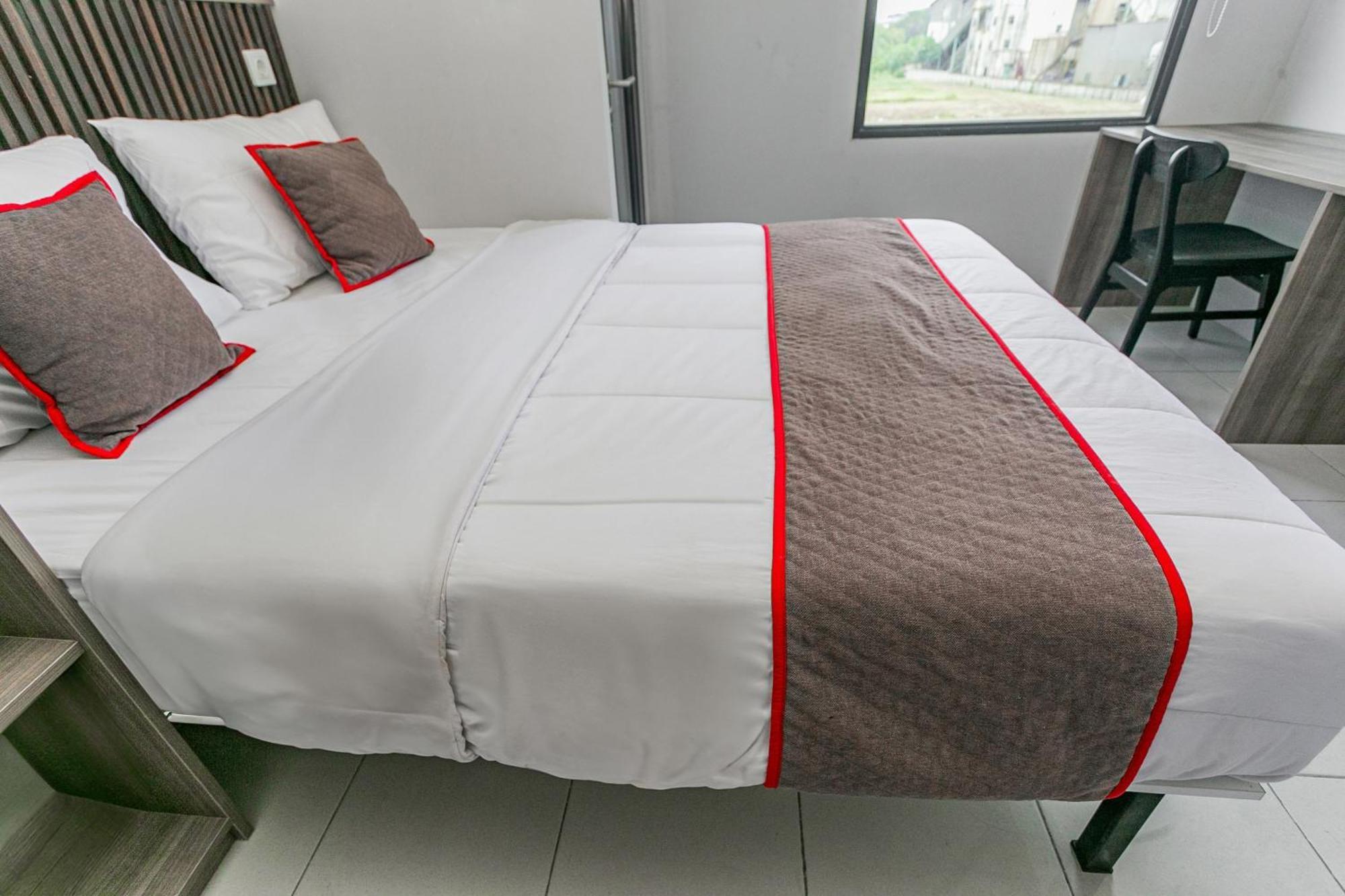 Hotel O Apartment Riverdale Cikarang Near Sgc Mall Bekasi Eksteriør bilde