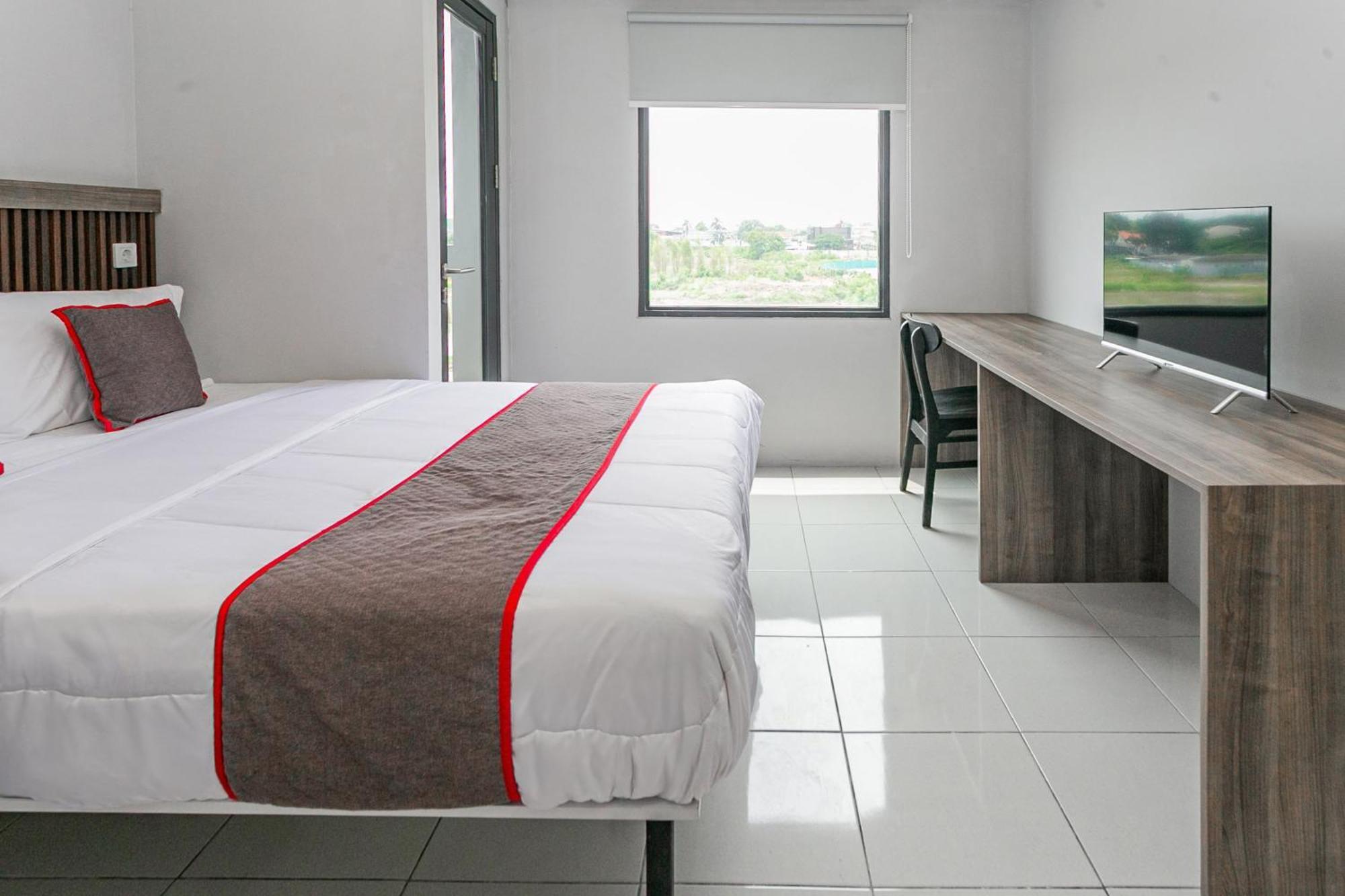 Hotel O Apartment Riverdale Cikarang Near Sgc Mall Bekasi Eksteriør bilde